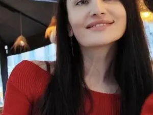 Karina7185  live sex cam