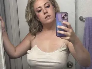 Violetreneexo  live sex cam