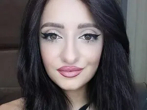 JoelleApril  live sex cam