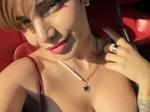 Daddyspixxie  live sex cam