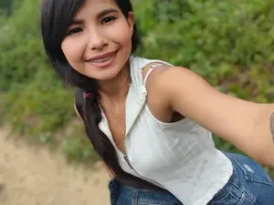 Sofi_Ar  live sex cam
