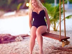 HotSweetBaby5  live sex cam