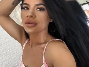 TemptingBella  live sex cam