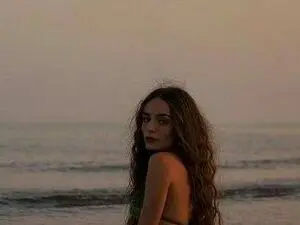Jasmi25  live sex cam