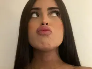 Petitesweet_  live sex cam