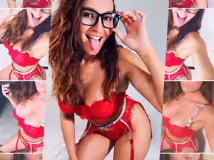 RennadelRyder  live sex cam