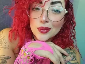 RoxanneStorms  live sex cam