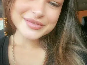 Lilmamaz10  live sex cam