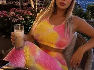 CandyBlondeX  live sex cam