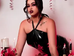 EvaaFoxxy  live sex cam
