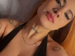 Evelyn_rey  live sex cam