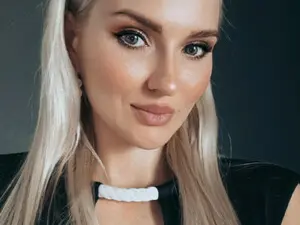 MsCindy  live sex cam