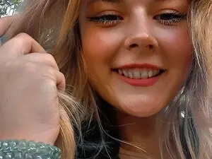 Liiiiitle_aa  live sex cam