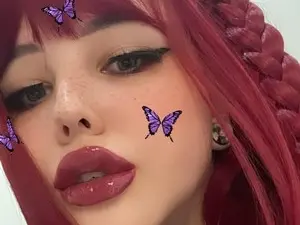 Bratzz  live sex cam