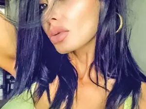 Krasye  live sex cam