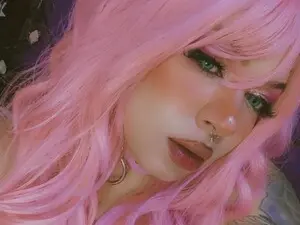 Hitomihard  live sex cam