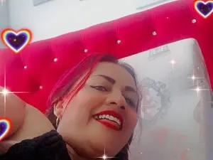 Yesicasquirt  live sex cam