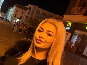 Lissababe1  live sex cam