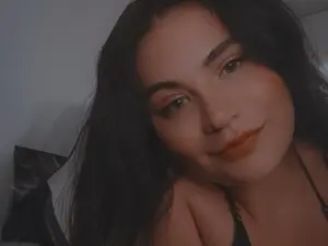 Gigiqueen  live sex cam