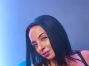 LunaLuxxe  live sex cam