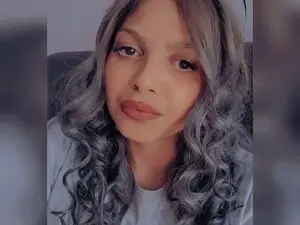 RoxyJoyfull  live sex cam