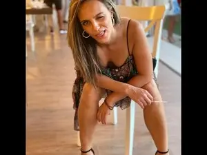 Deborah_bby  live sex cam