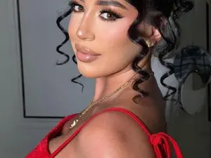 Evelincooper  live sex cam