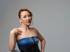 KarenNikole  live sex cam