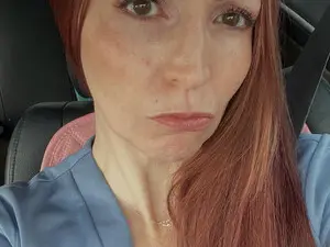 BellaNxtdoor  live sex cam
