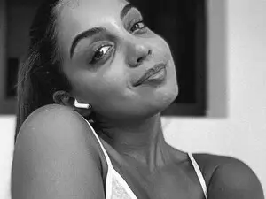 Selin_hazal  live sex cam