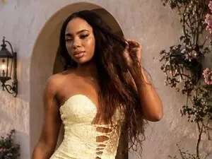 NiyiRey  live sex cam