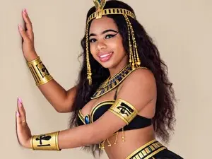 NiyiRey  live sex cam