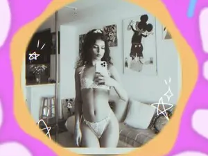 Litty  live sex cam