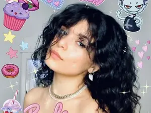 Litty  live sex cam