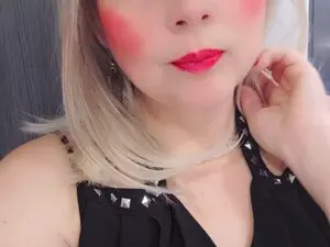 Katiasupreme  live sex cam