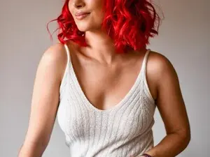 LizzEser  live sex cam