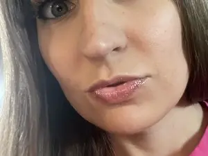 Brookebee  live sex cam