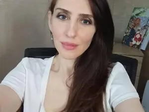 RaisyKissy  live sex cam