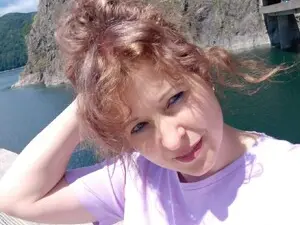 SinfullFoxy  live sex cam