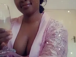 Affricanbelle  live sex cam