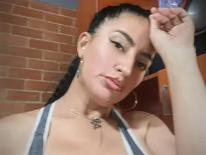 Alexandrinaa  live sex cam