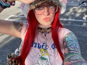 LillyLusha  live sex cam