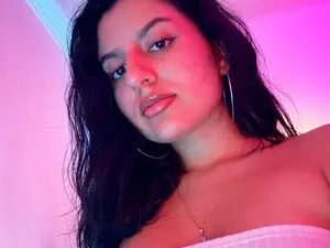 Cassi_5  live sex cam