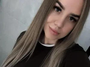 Eveline69  live sex cam