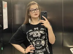 LunaXcherry  live sex cam