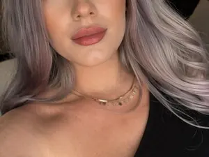 Mlove_  live sex cam