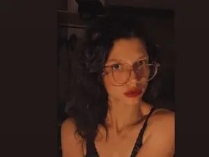FreyaFever  live sex cam