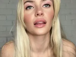 Callmemaddie  live sex cam