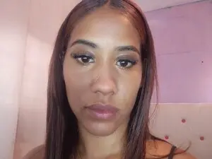 Ebonycrazy  live sex cam