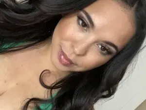 Cumloveher  live sex cam